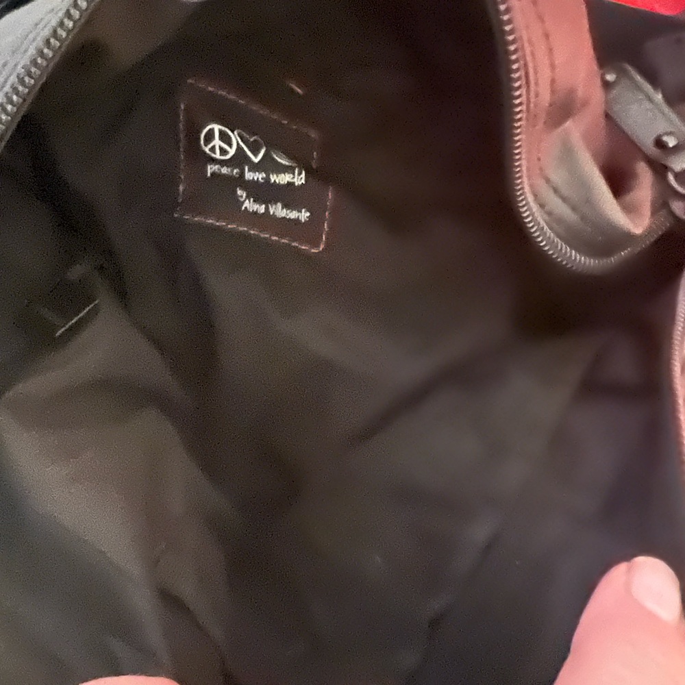 Peace Love World Large  new wtags Black Slouchy Bag Purse By Alana Vilisante - Picture 6 of 8